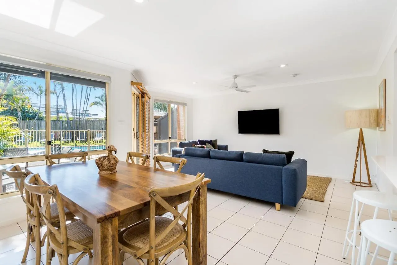 Bayside Court Apartments Byron Bay Australia